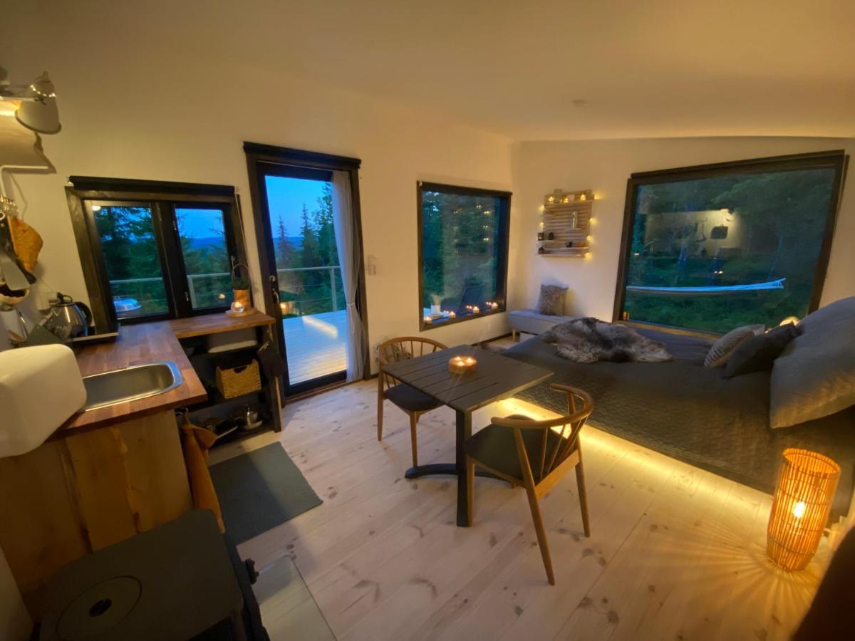 Forest Cabin With Stunning Mountain View & Sauna トーシュビュー エクステリア 写真