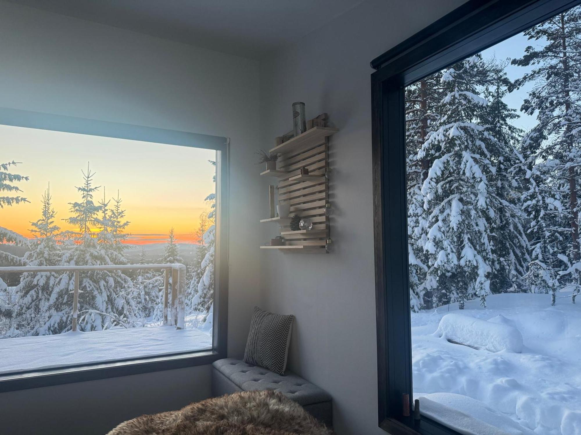 Forest Cabin With Stunning Mountain View & Sauna トーシュビュー エクステリア 写真